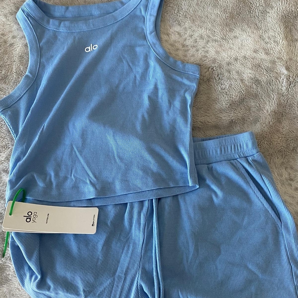 ALO Yoga Blue Ribbed Tank and Shorts Set